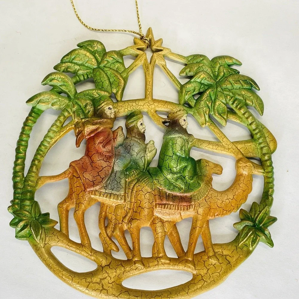 2VTG Christmas Hard Plastic Ornament 3 Wise Men Kings Nativity Palm Trees Camels